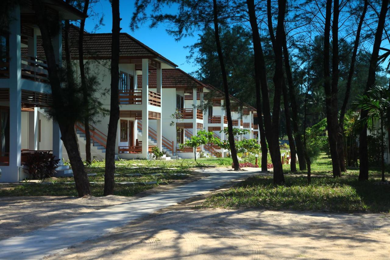 Ngapali Paradise Hotel Zi Phyu Kone Exterior photo