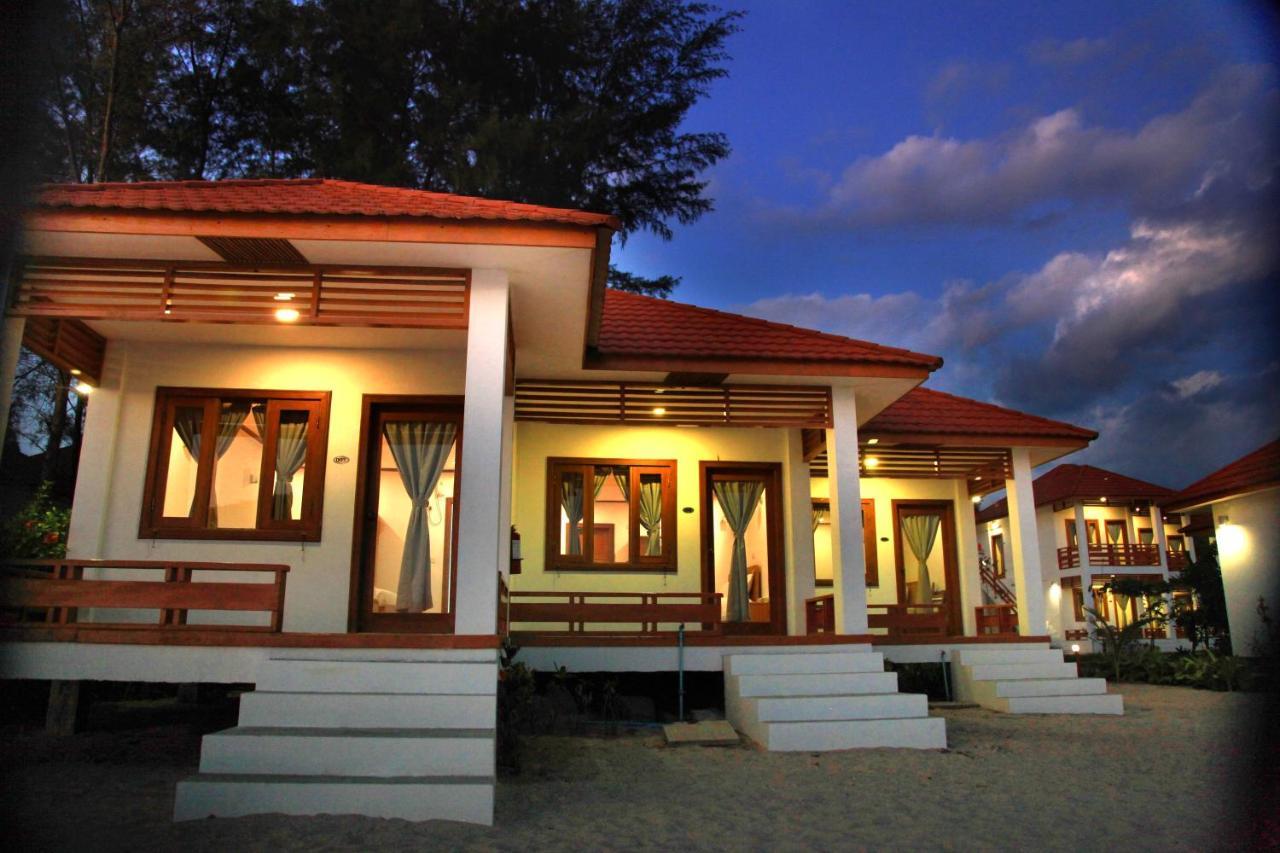 Ngapali Paradise Hotel Zi Phyu Kone Exterior photo